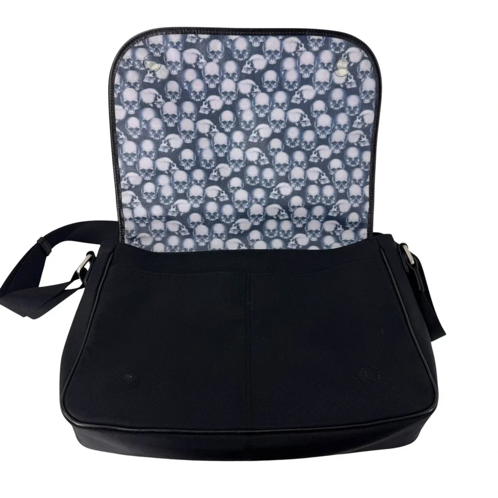 Robert Graham Mens Black Nylon Messenger Bag Skull Print Lining Satchel